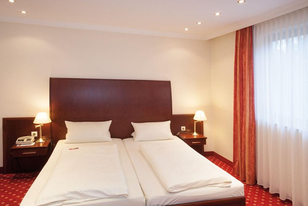 Hotel Haus Am Zoo Dusseldorf Ngoại thất bức ảnh